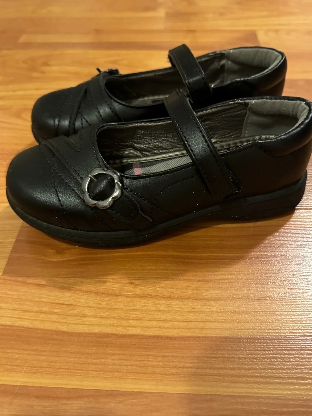 French Toast Black Mary Jane Shoes with Floral Buckle Detail